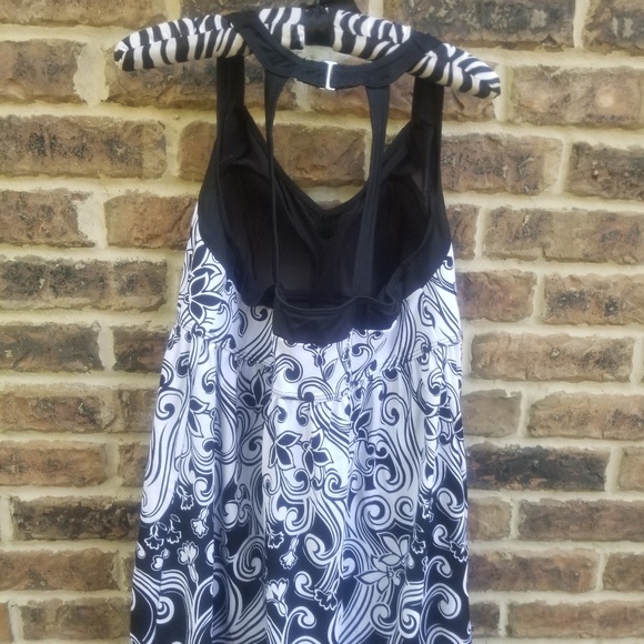 Swim dress. Size 18 womens. - Picture 3 of 6